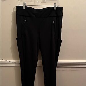 GAIAM Black Leggings with Zippered Pockets